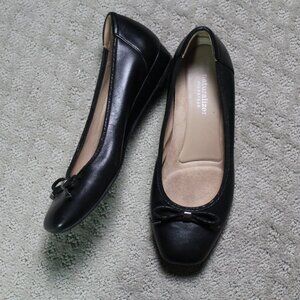 Naturalizer Size 7M Black Ballet-style Shoes